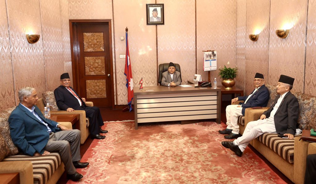 नेताहरुको छलफल निश्कर्षविहिन : मंगलबार ३ बजेसम्मका लागि प्रतिनिधिसभा बैठक स्थगित