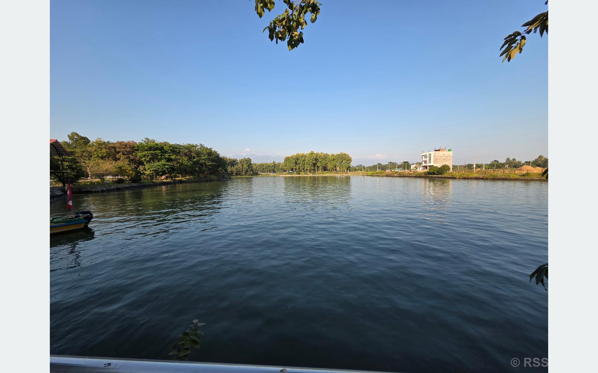 पर्यटकको आकर्षक केन्द्र बन्दै तालतलैया