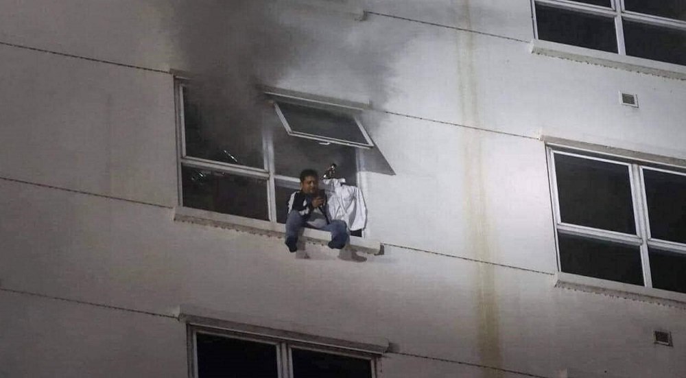 आगलागी हुँदा १२औँ तलामा रहेका बाबुले मृत्यु हुनुअघि छोरालाई भने : कसैलाई ‘चिट र फ्रड’ नगर्नू