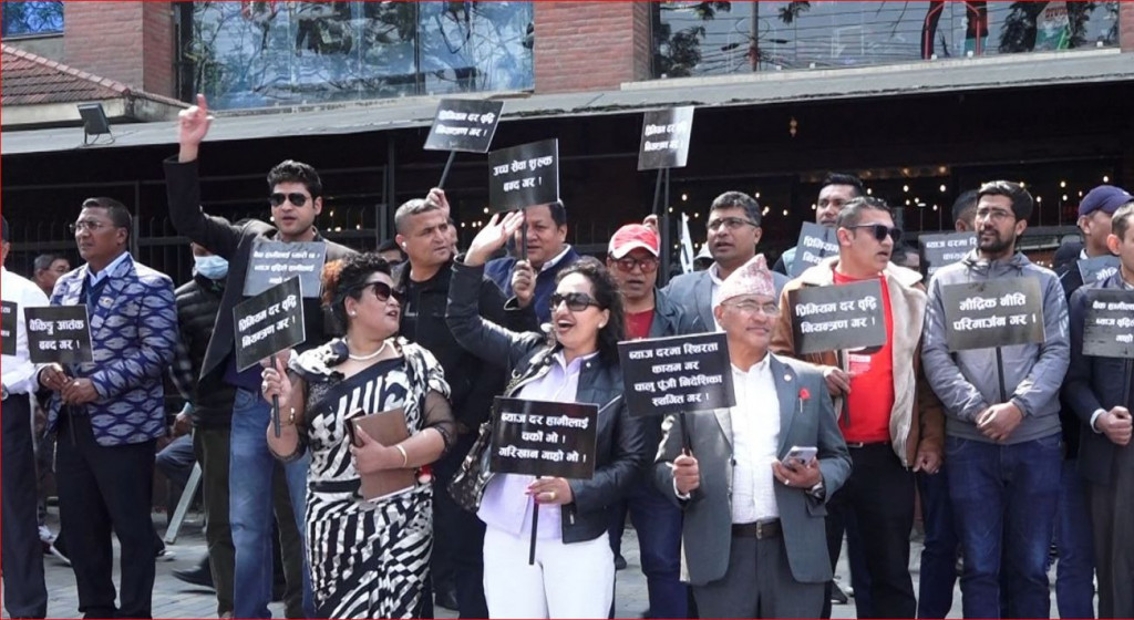 चर्को ब्याजदरविरुद्ध आन्दोलनरत व्यवसायीले फिर्ता लिए विरोधका कार्यक्रम