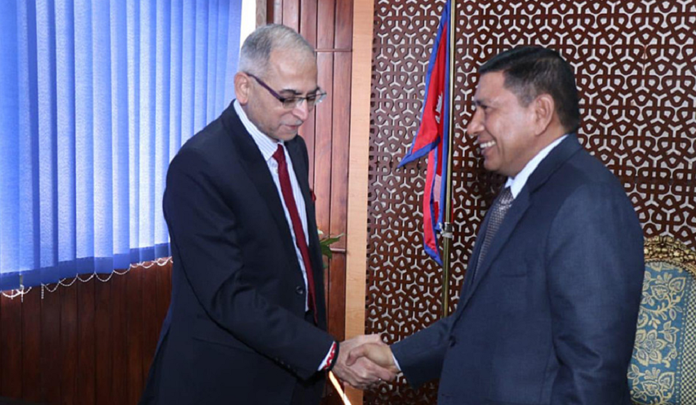 उपप्रधानमन्त्री श्रेष्ठ र भारतीय विदेश सचिवबीच रेलवेबारे छलफल