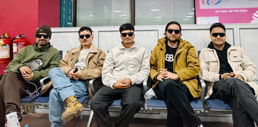 ‘हाँस्छ अमेरिका’ टूर लिएर नेपाली कमेडियन अमेरिका प्रस्थान