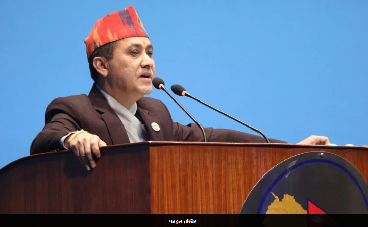 ओलीलाई विश्वप्रकाशको कटाक्ष :  हामी न्यायाधीश होइनौँ  