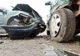 मार्बल बोकेको ट्रक पल्टिँदा सुनसरीमा ५ जनाको ज्यान गयो