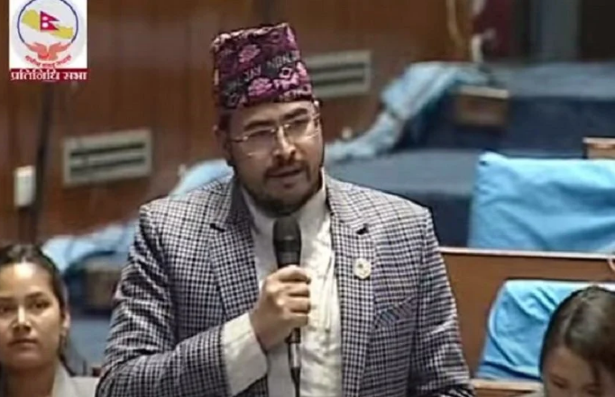 राप्रपाले संसदबाटै माग्यो प्रधानमन्त्री प्रचण्डको राजीनामा