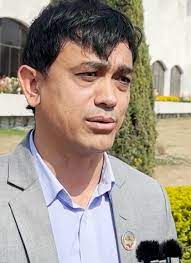 दुर्गा प्रसाईंसँग पैसा माग्ने राष्ट्रिय स्वतन्त्र पार्टीका सांसद श्रेष्ठ निलम्बित