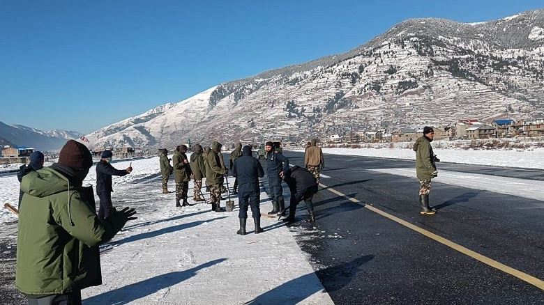 हिमपातले बन्द जुम्लाको हवाई सेवा सुचारू