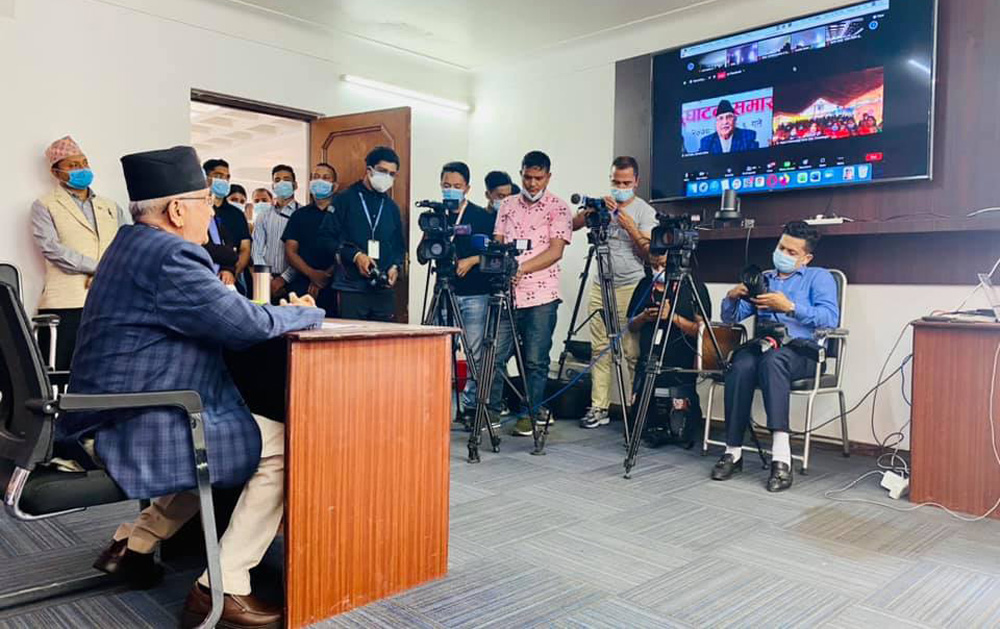 देशका ६ हजार बढी वडामा एकैदिन एमाले अधिवेशन, ओलीले गरे उद्घाटन