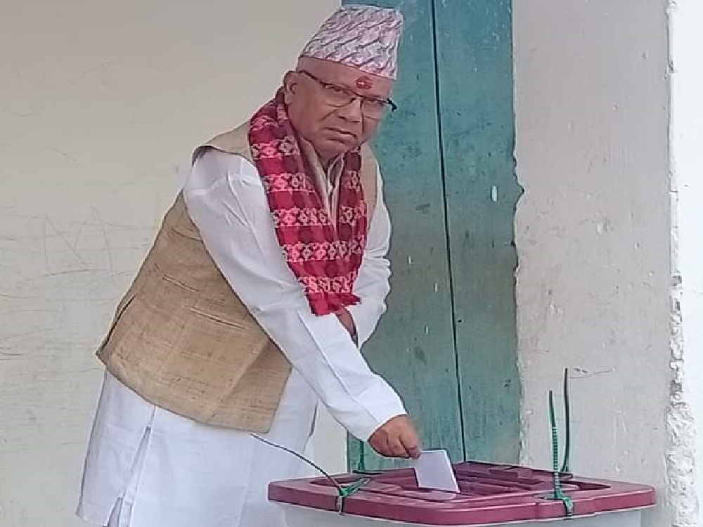 रौतहट क्षेत्र नम्बर १ मा माधव नेपाल ५ हजार मतान्तरले अगाडि