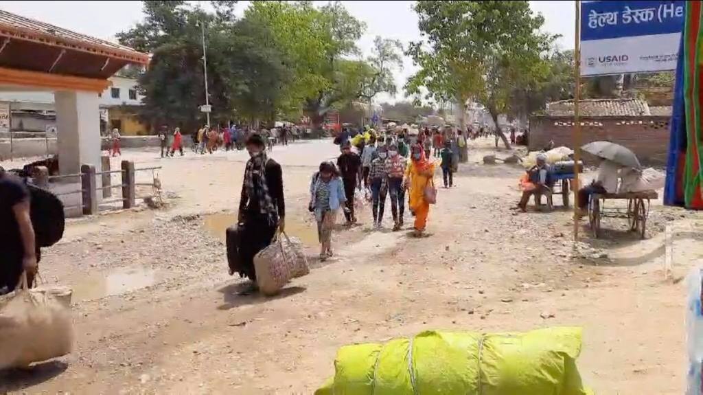 सीमा नाकामा भइरहेको आवतजावतका कारण कोरोना संक्रमितको सङ्ख्यामा वृद्वि