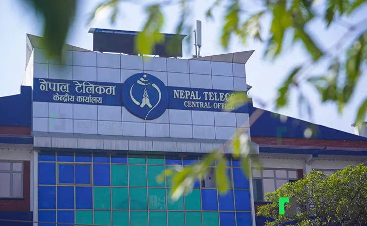 एकै दिन नेपाल टेलिकमका ७० कर्मचारी कारबाहीमा, मन्त्रालयहरूमा पनि अनुशासनहीनता