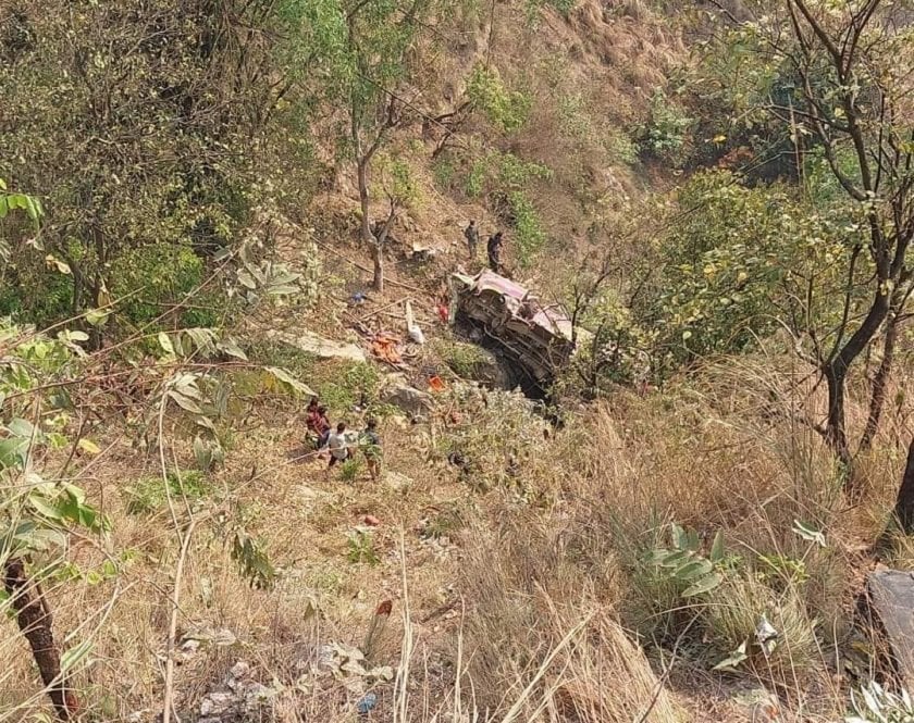 पाल्पाको जोरधारामा बस दुर्घटना अपडेट : गम्भीर घाइते भएकी महिलाको मृत्यु 
