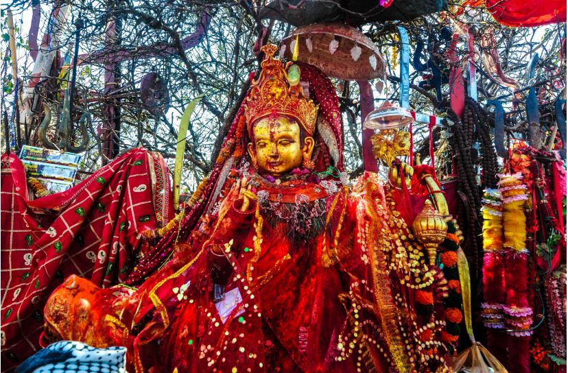 पाथीभरामा तीर्थयात्रीको चाप बढ्यो