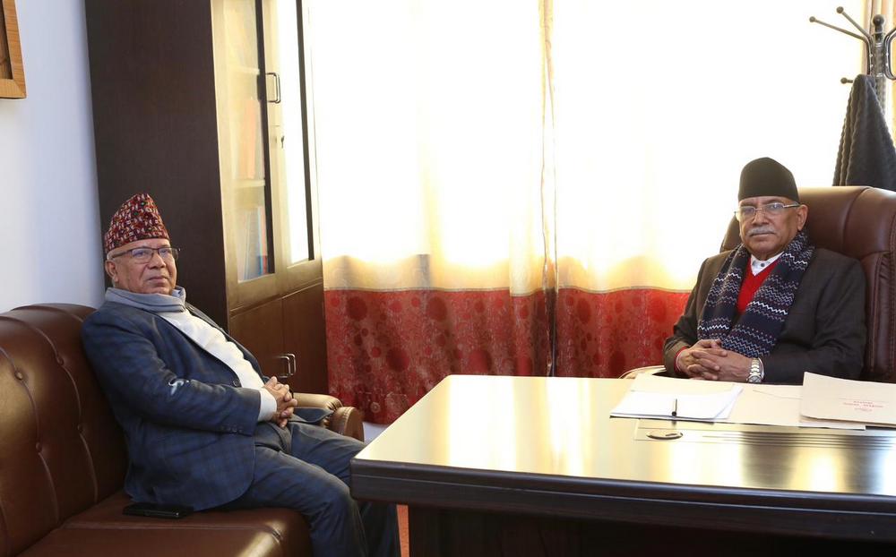 सिंहदरबारमा प्रचण्ड र माधव नेपालबीच के–के भयो कुराकानी ?