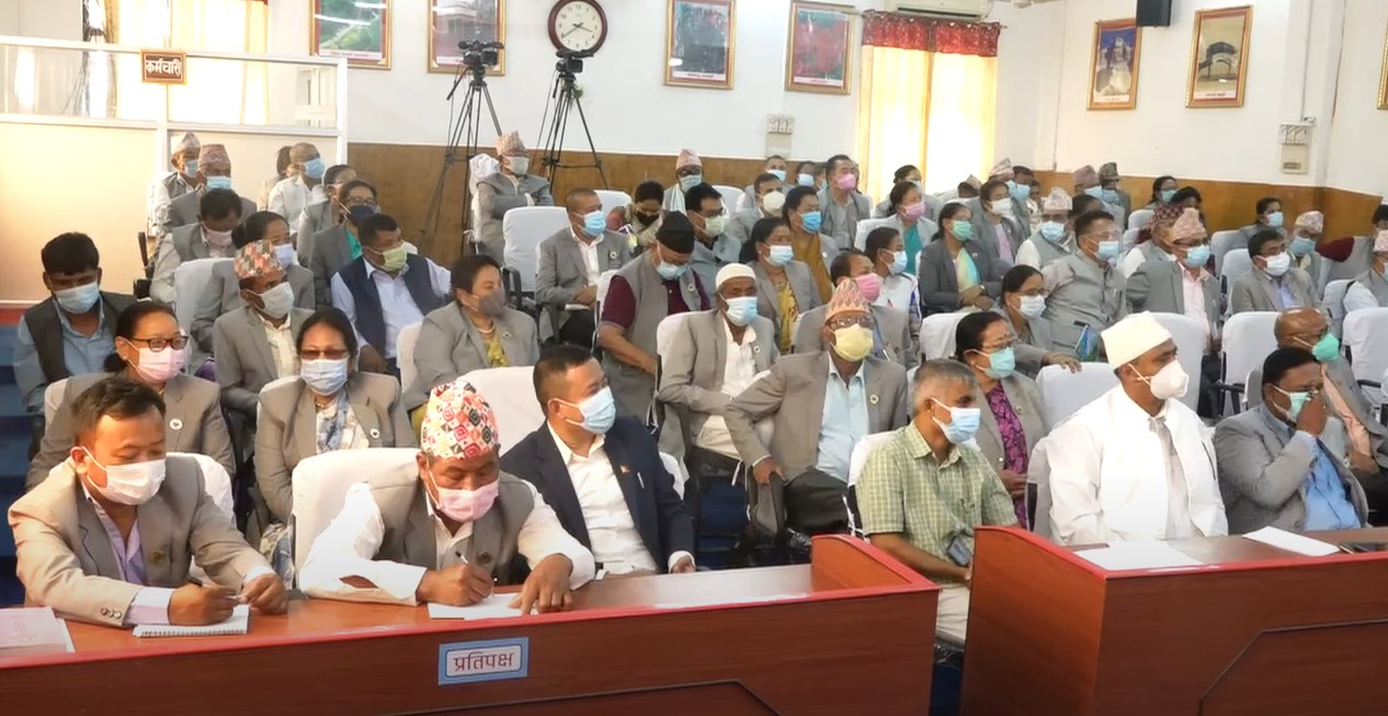 प्रदेश १ मा विश्वासको मतमाथि मतदानै नगरी प्रदेशसभा स्थगित