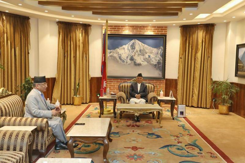 राष्ट्रपति र प्रधानमन्त्रीबीच भेटवार्ता