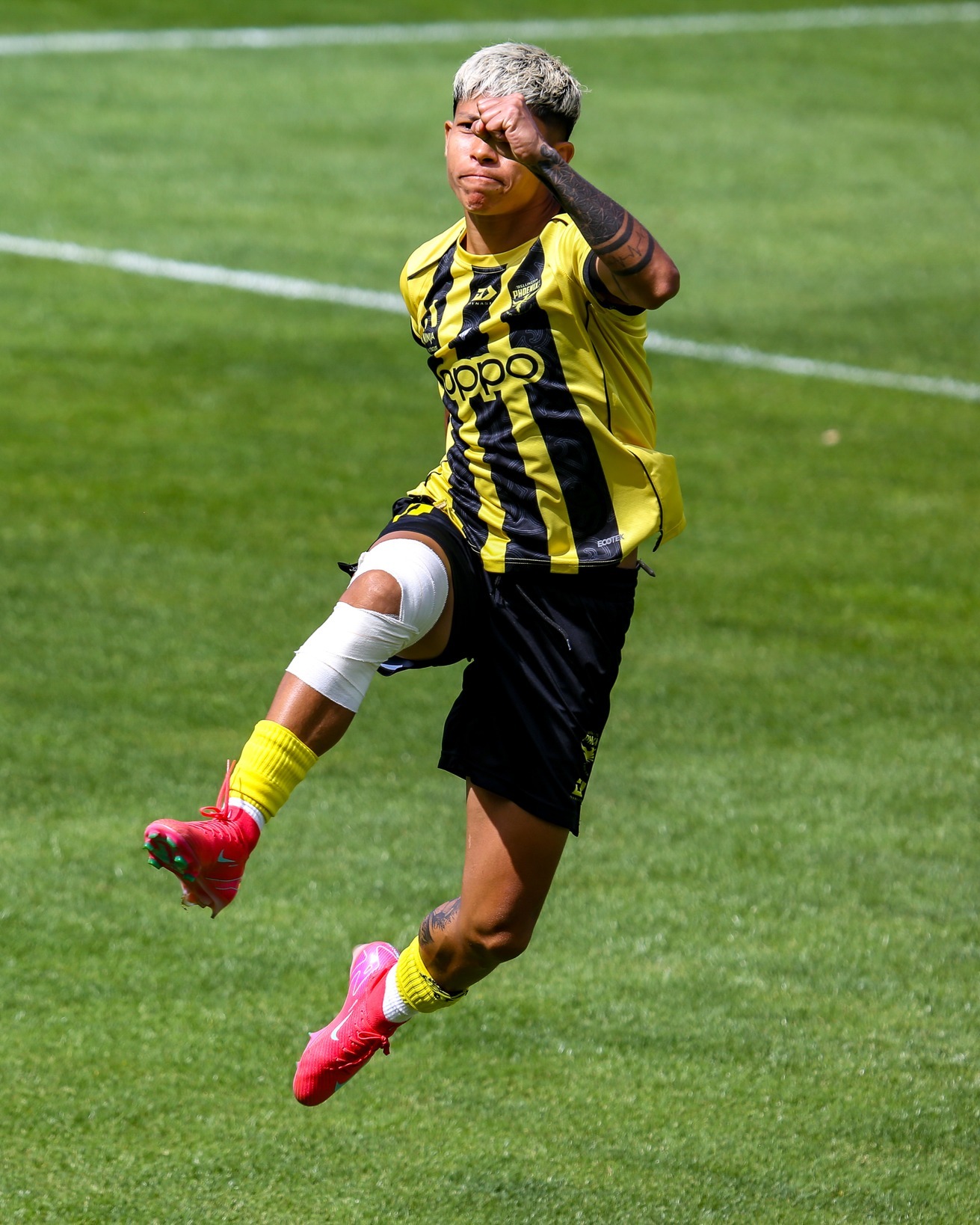 सावित्राको दोहोरो प्रहार, ए–लिगमा विलिङटनको सात गोलको उत्सव