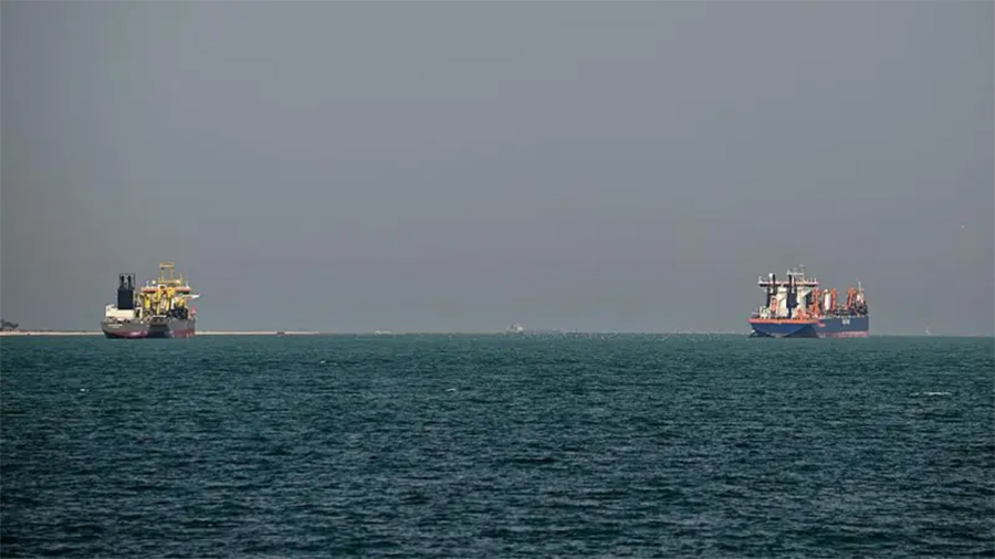 इरानले मित्र राष्ट्रहरूका लागि स्ट्रेट अफ होर्मुज खुला गर्‍यो