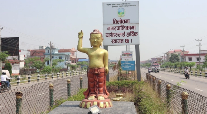 सरसफाइ अभियानलाई निरन्तरता दिँदै तिलोत्तमाका मेयर र उपमेयर