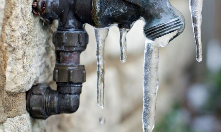 चिसोले जम्न थाल्यो खुम्बु क्षेत्रमा पानी, पिउने पानी आपूर्तिमा समस्या